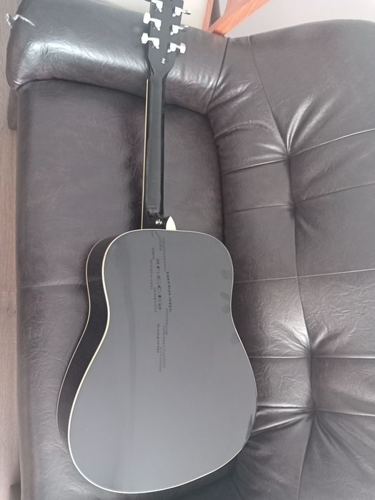Chitara electro acustica