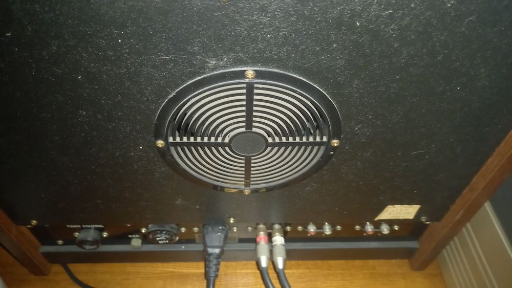 Магнитофон катушечный