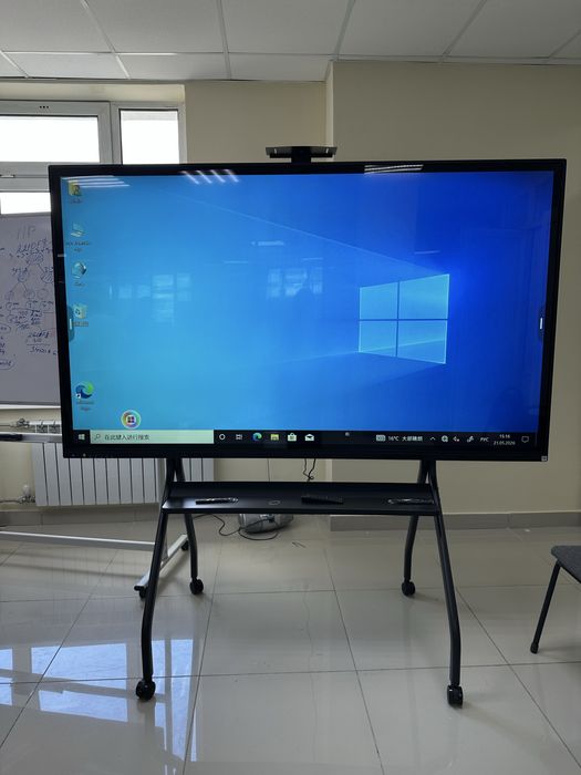 Интерактивая панель