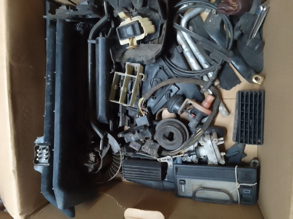 Датчик коленвала м102 мерседес 190 w201