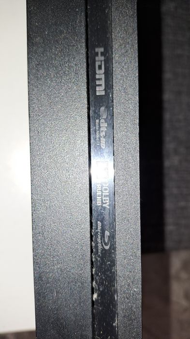 Продам PS 4 слим с дисками
