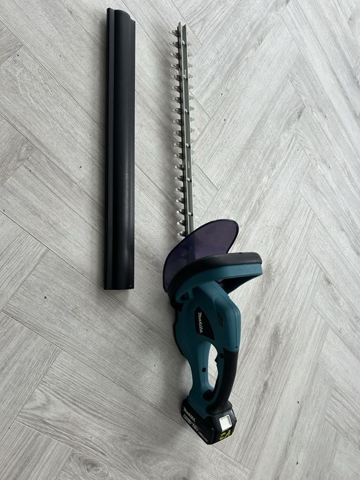 Makita DUH 523 trimer gard viu 18V