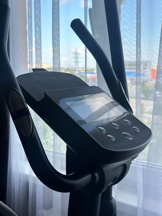 Продам Элептический тренажёр