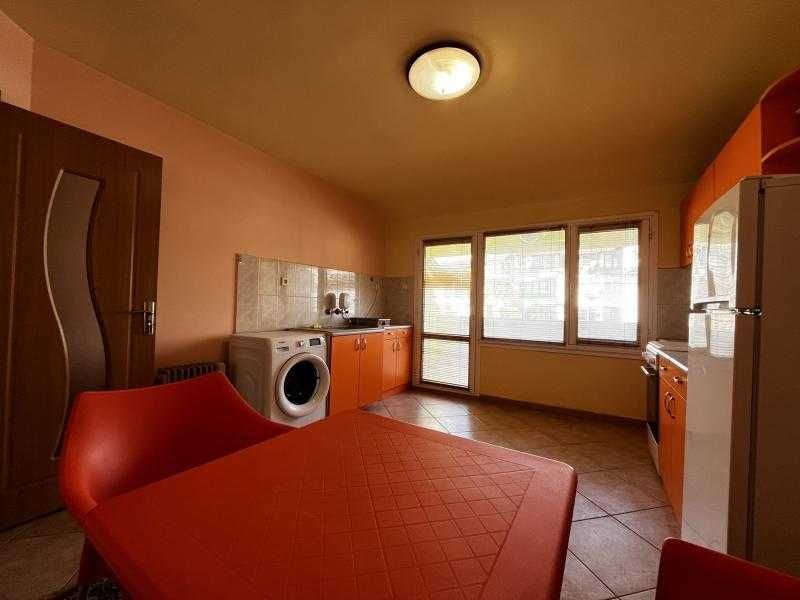 Дава се под наем Тристаен апартамент в Бургас, Възраждане - 110 кв.м за 510 € - Снимка #3