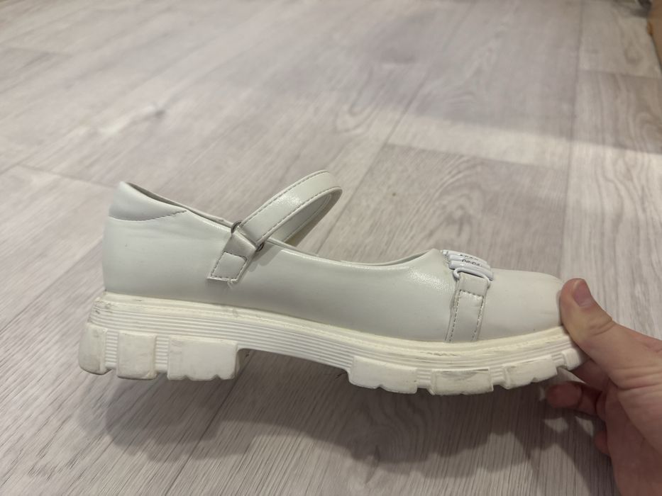 Белые туфли за 500