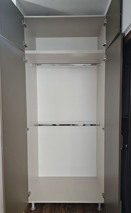 Vând dulap depozitare