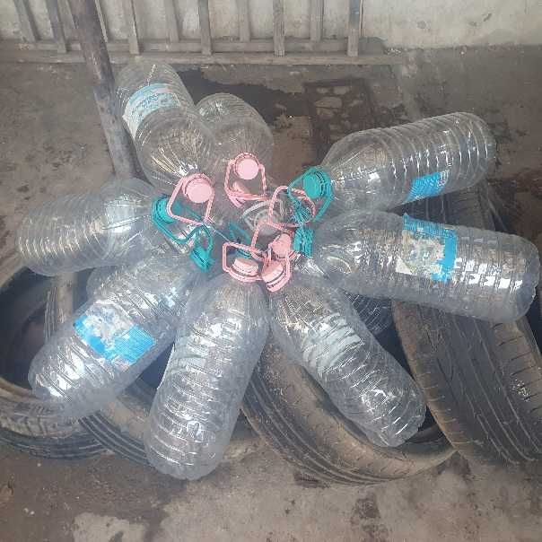 Bidon Bidoane plastic 5L 5 L 5 Litri curate a fost doar apa plata inauntru