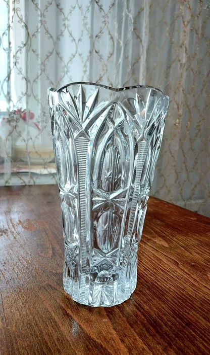 Ваза для цветов .