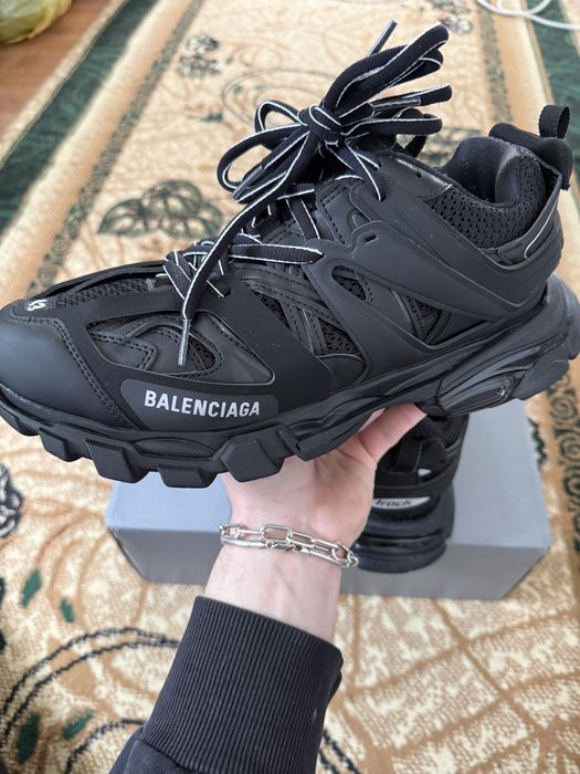 Vand balenciaga track