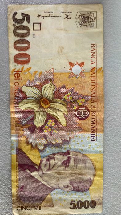 bancnote vechi: 10 bucati 5000 lei si 1 bucata 10 lei