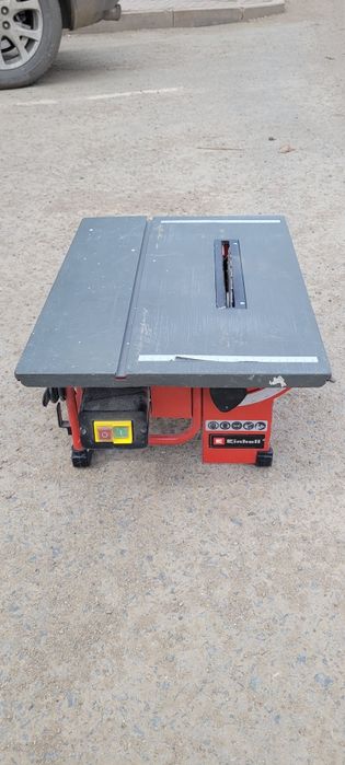 Дисковая пила настольная