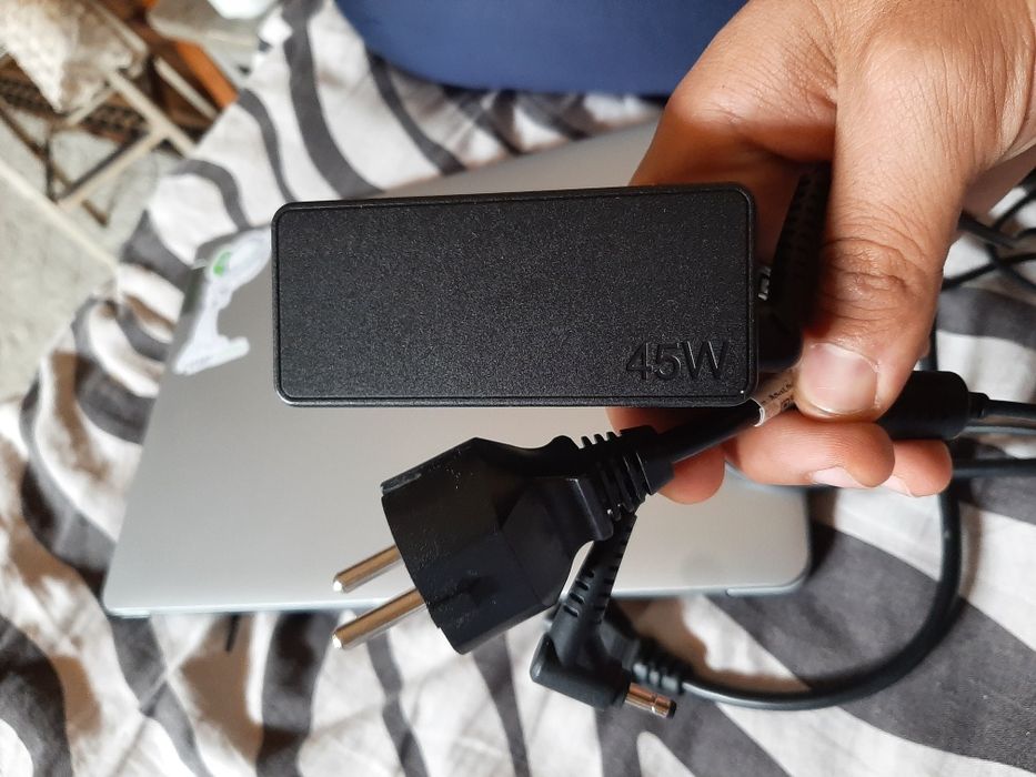 Linovo nootbook windows 10 pro