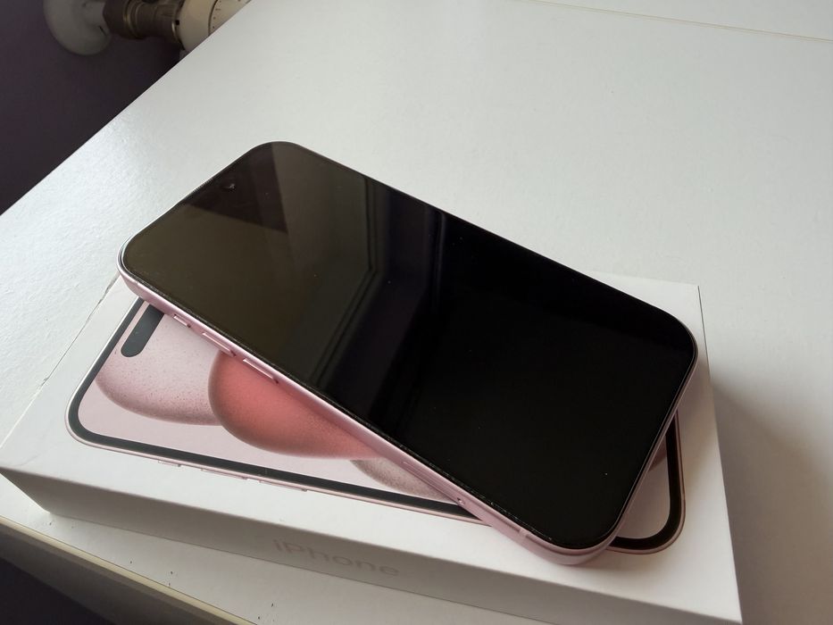Iphone 15 Pink 256 GB