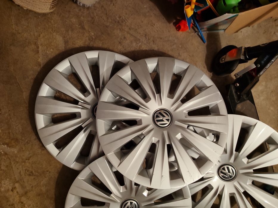 Set jante tablă R15 + capace originale Volskwagen R15