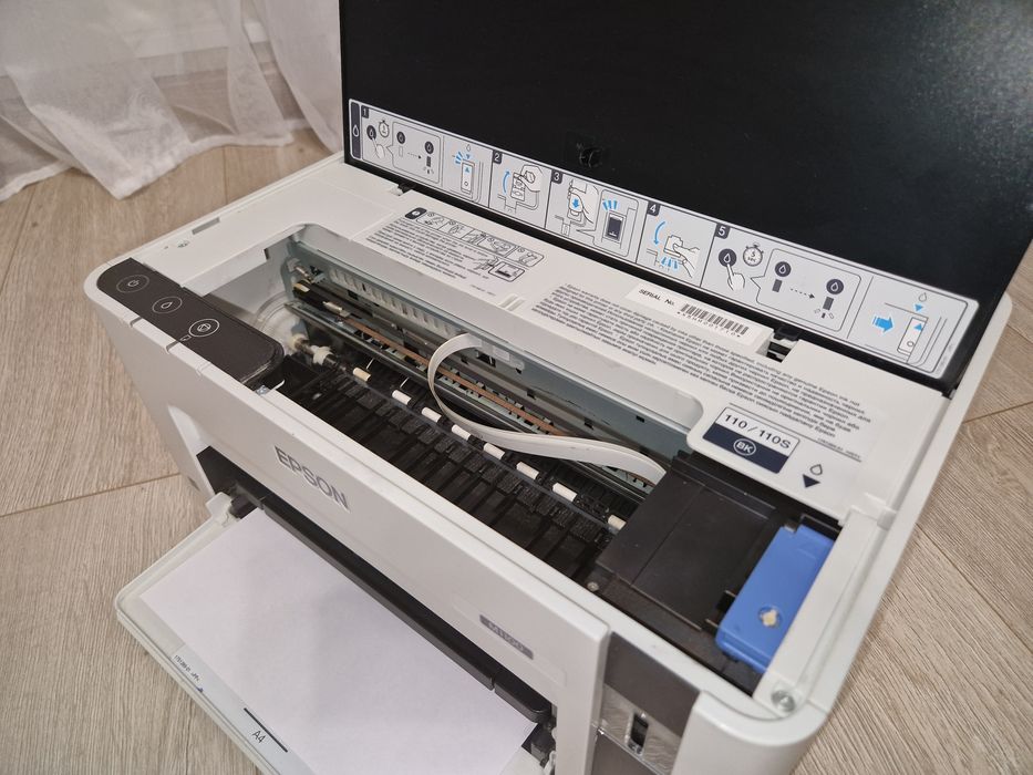 Продам черно - белый принтер EPSON M1100