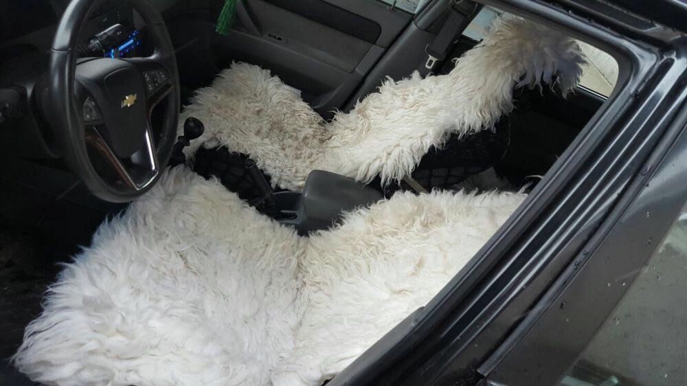 Накидка из меха на авто