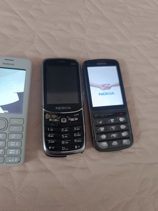 Продам нокиа 206 нокиа С3 -01