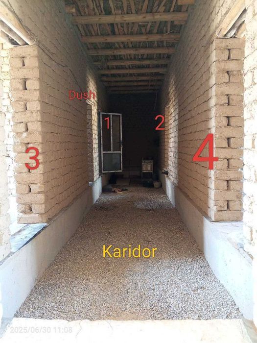 Uy sotiladi 6 sotx 5 xonadan iborat