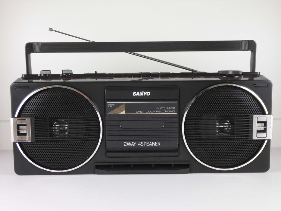 Sanyo M9709L – Restaurat Complet