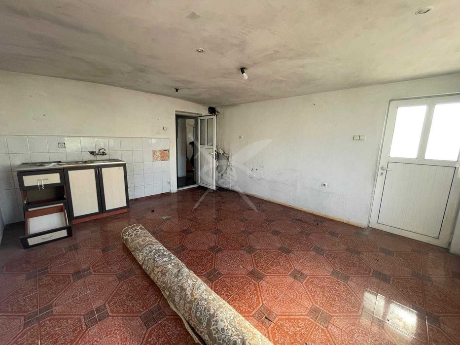 Продава се Къща в с. Тополица, Област Бургас - 360 кв.м за 712 €/кв.м - Снимка #21