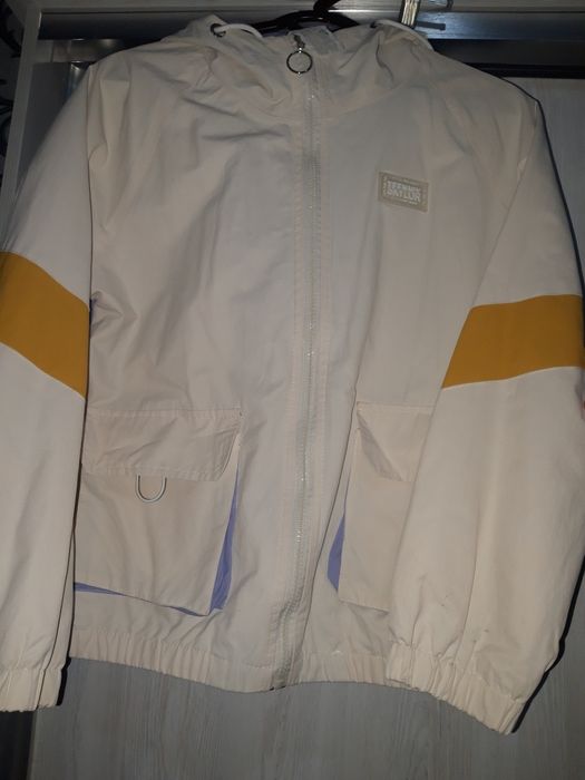 Ayollar uchun kuzgi va bahorgi spartifka plashli