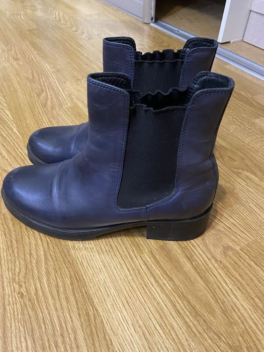 Продам осенние ботинки