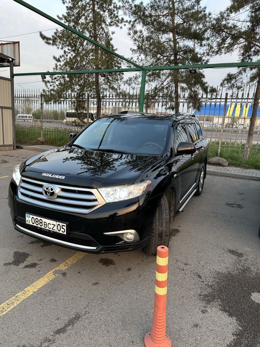 Продам Toyota Highlander 2012 г