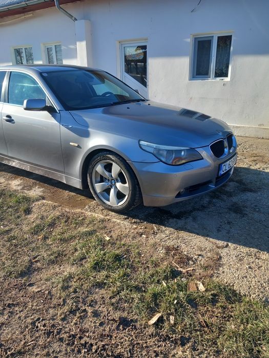 Vând Bmw e60 525d