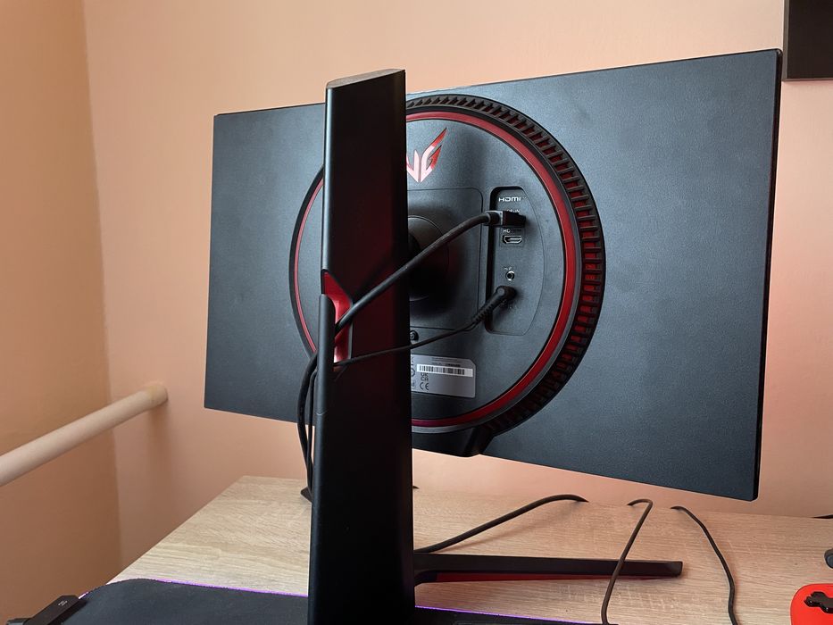 LG 24GN65R-B Monitoare Gaming