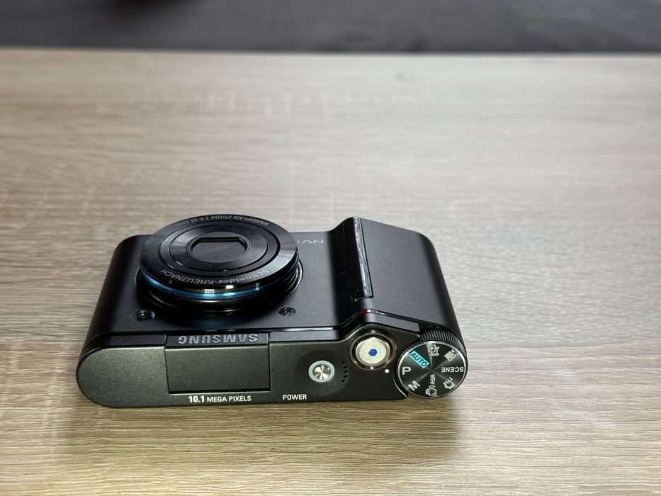 Samsung NV10 фотоапарат