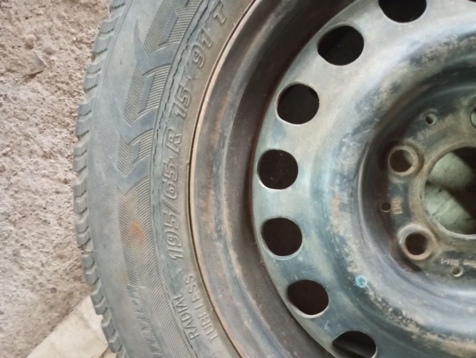 Продам запаску колесо