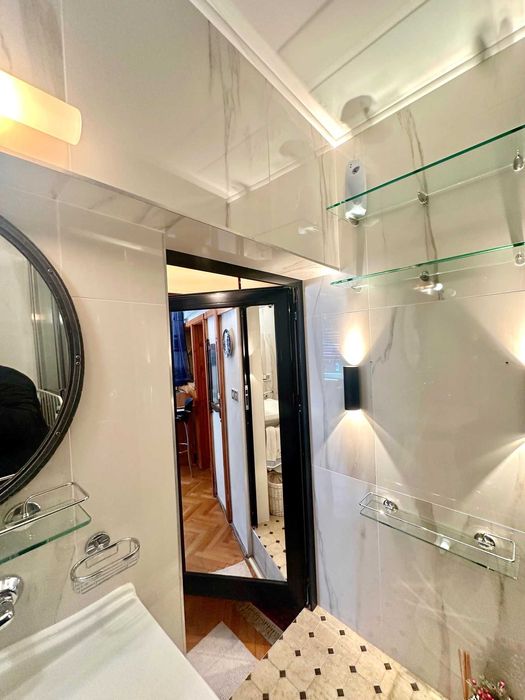 Дава се под наем Тристаен апартамент в София, Лозенец - 60 кв.м за 698.19 € - Снимка #10
