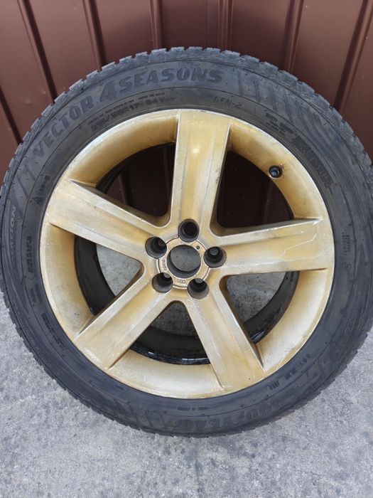 Vând jante R17 prindere 5×100 cu cauciucuri