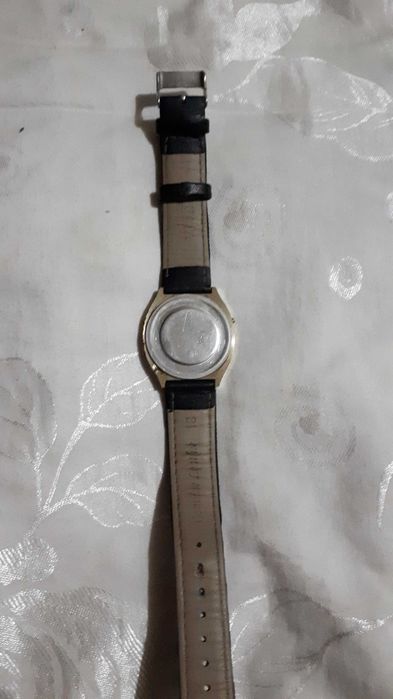 Наручные электронные часы "электроника 53"