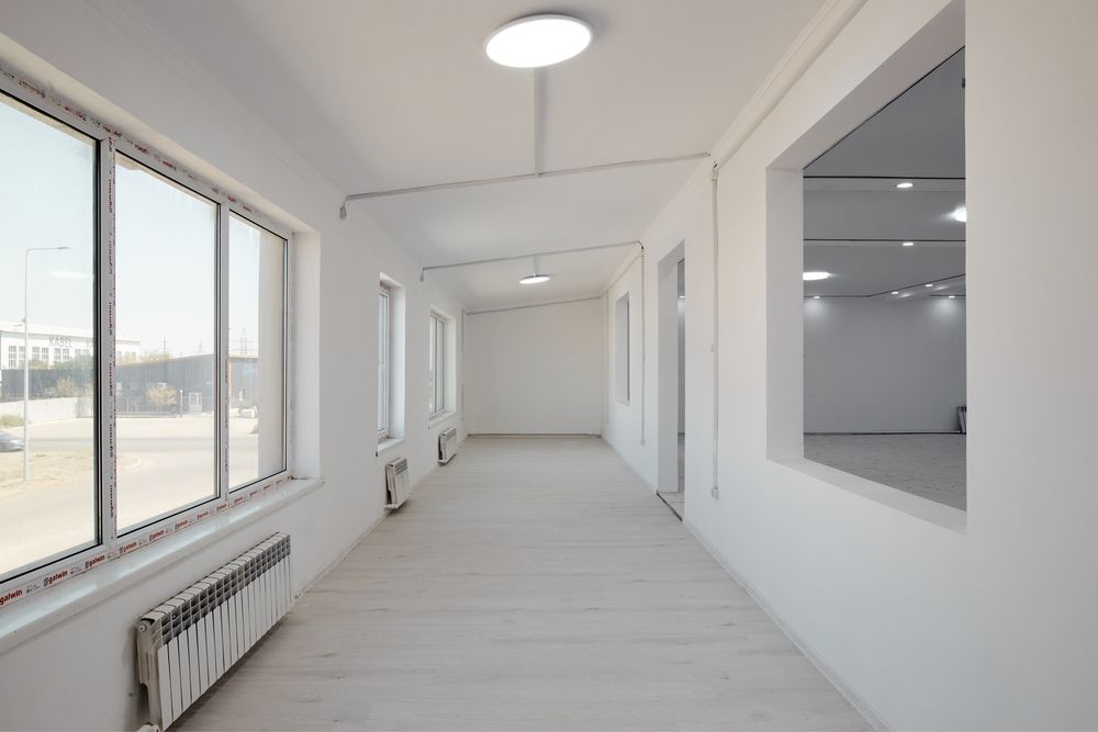 Сдается в аренду под офис  вдоль дороги