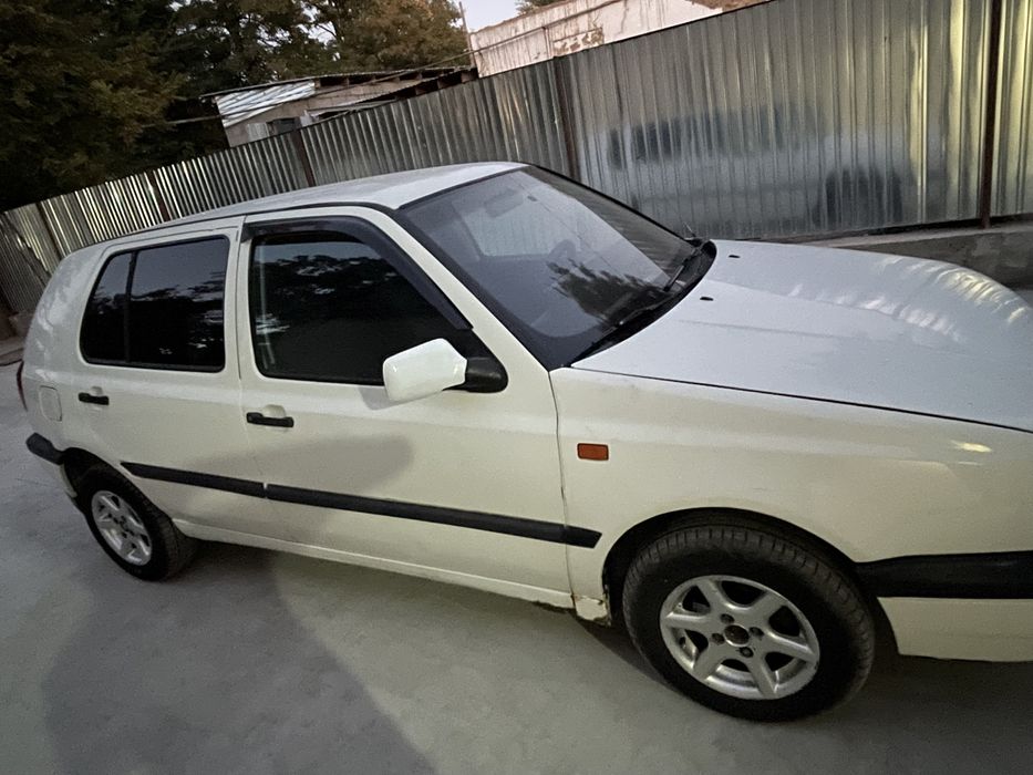 гольф 3 белый продается срочно