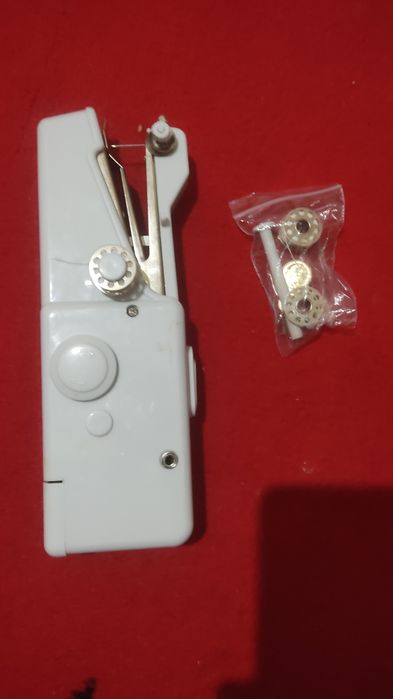 Mini tikuv , kichik olchamdagi matolarni tikish qurilmasi