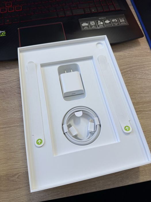 iPad A16 2025 в новом состоянии