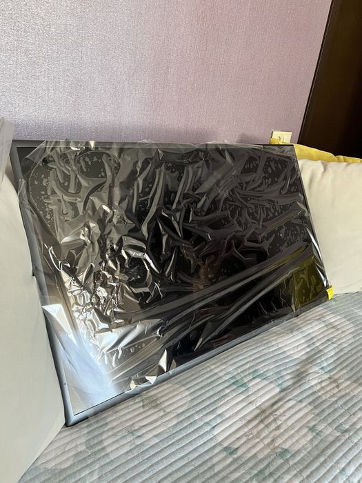 Продам телевизор Samsung Smart TV