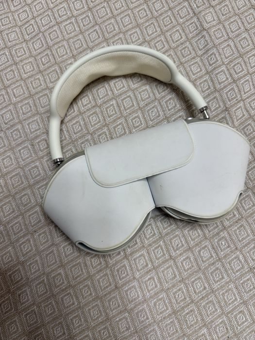 Продам AirPods Max (1-го поколения), белые