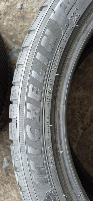 4 anvelope iarna Michelin,fata 275/40/21,spate 305/35/21,dot 2020-2025.Pretul este pe bucata.