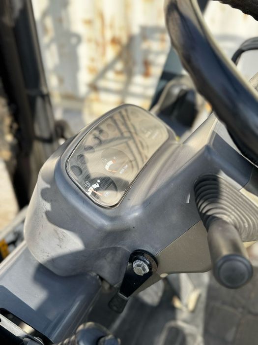 Вилочный погрузчик