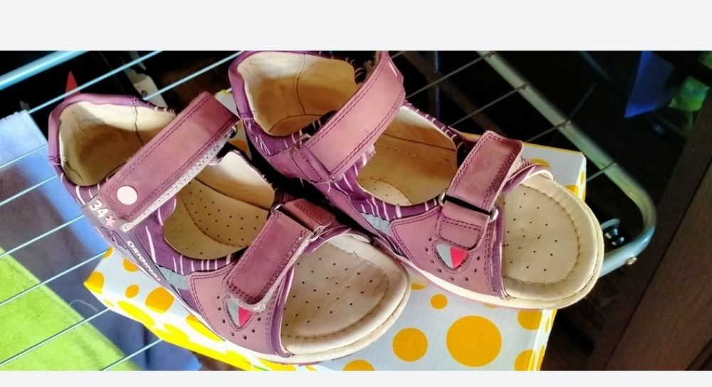 Детские сандали на девочку