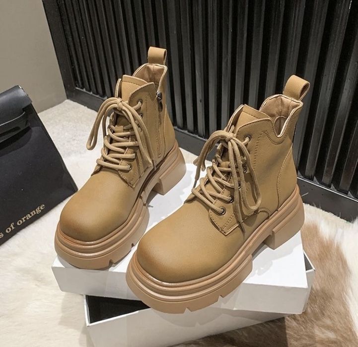 Продам новые ботинки