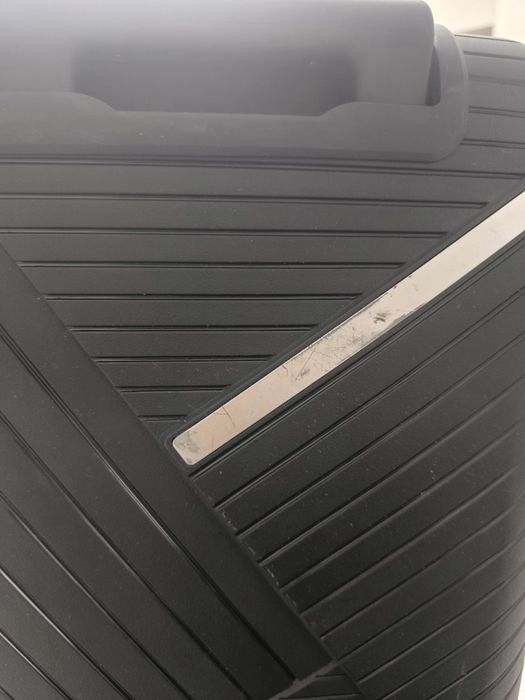 Чемодан малый и косметичка