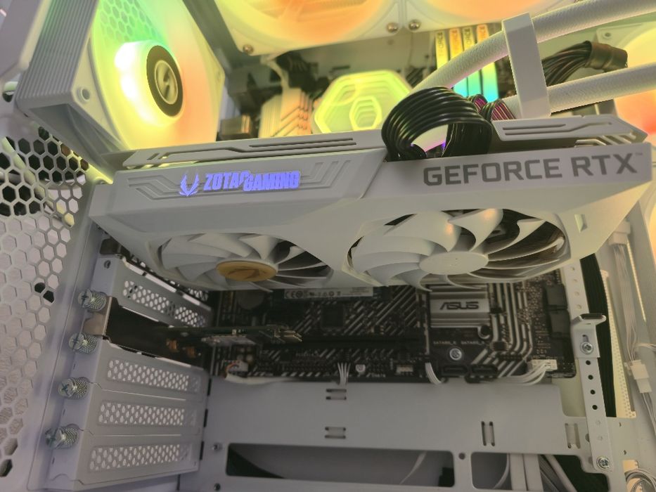 Видео карта Zotac RTX 3060 12GB AMP White Edition