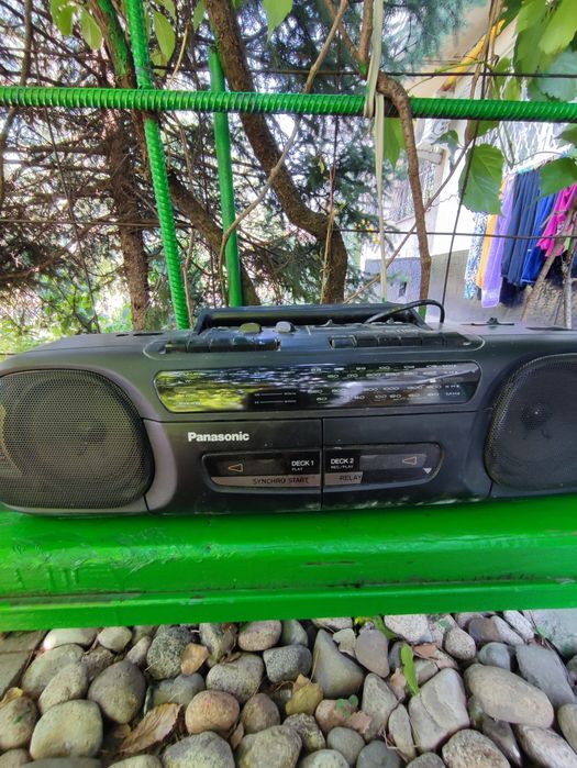Продам кассетный магнитофон.