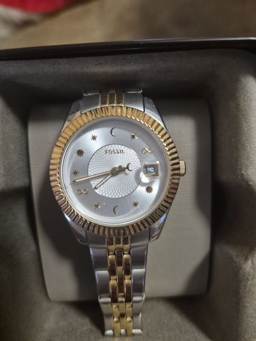 Дамски часовник Fossil