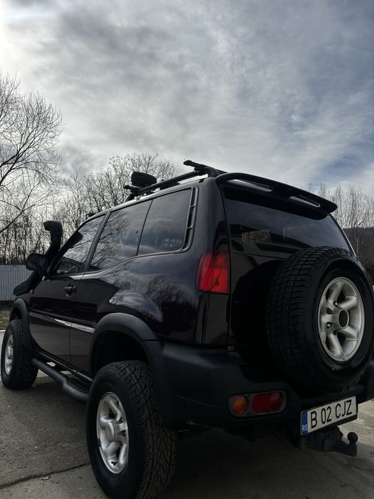 Ford maverick(nissan terrano 2)