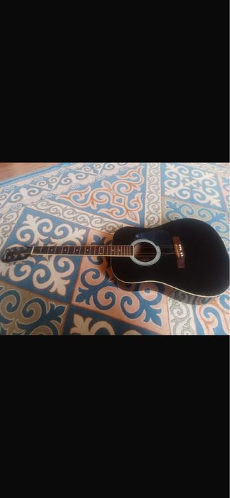 Гитара прдам 12000